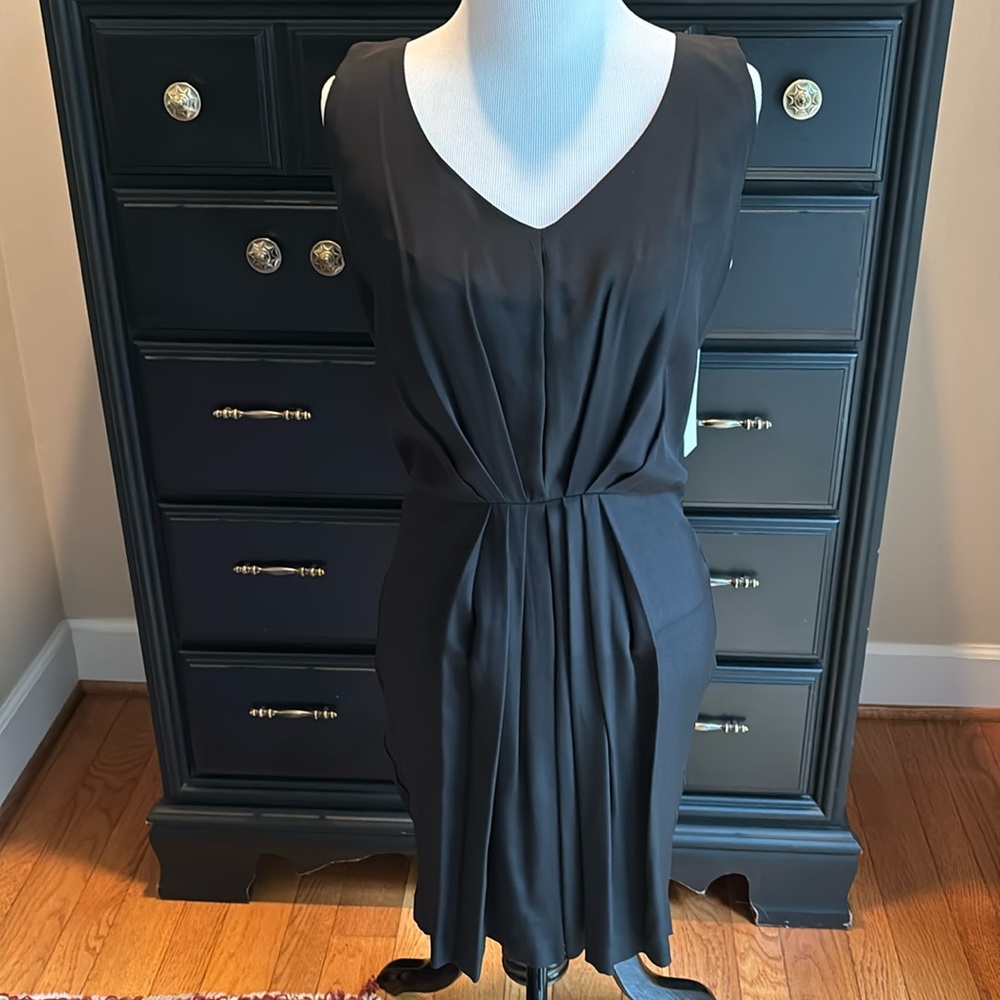 AMANDA UPRICHARD Black Silk Pleats Dress Size Medium NWT